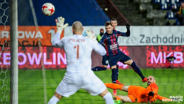 Piłkarze Pogoni pechowo zremisowali w niedzielę z Zagłębiem Lubin 3:3.