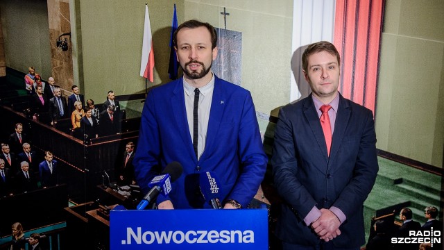 Apelujemy do ministra Marka Gróbarczyka, aby przestał grać kwestią bulwarów i doprowadził do kompromisu - mówi Przemysław Słowik, sekretarz.Nowoczesnej w Zachodniopomorskiem.