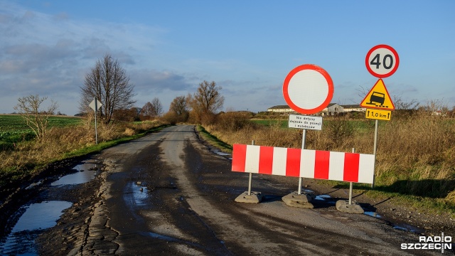 Rozpoczął się remont częściowo zamkniętej drogi ze Stobna do Będargowa.