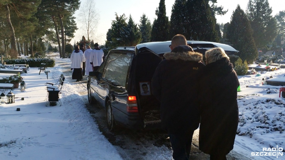 Pogrzeb brutalnie zamordowanego 19-latka odbył się we wtorek w Świnoujściu. Fot. Kamil Nieradka [Radio Szczecin]