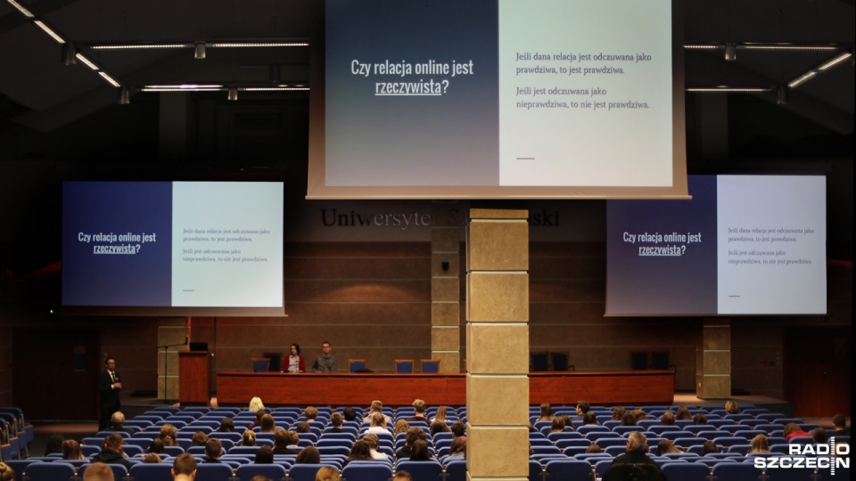 Uczestnicy konferencji na Uniwersytecie Szczecińskim podsumowującej kampanię psychoedukacyjną RESTart. Fot. Weronika Łyczywek [Radio Szczecin]