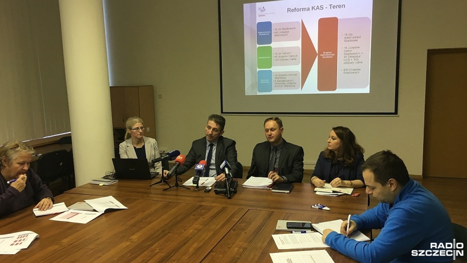 Krajową Administrację Skarbową - bo tak się będzie nowy urząd nazywał - utworzą połączone urzędy: Celny, Kontroli Skarbowej i Administracji Podatkowej. Fot. Grzegorz Gibas [Radio Szczecin]