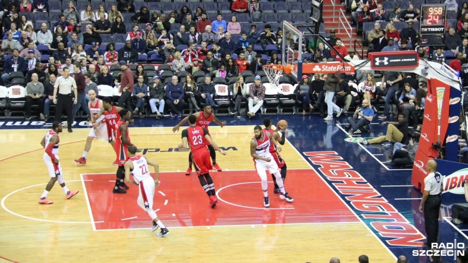 Polska Noc w NBA odbyła się przy okazji meczu Washington Wizards-New Orleans Pelicans. Fot. Jan Pachlowski [Radio Szczecin]