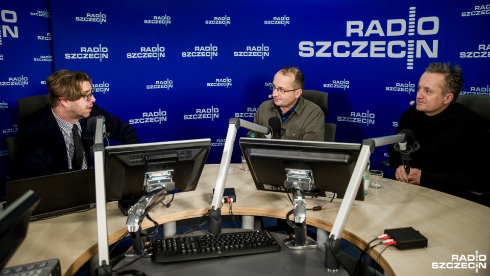 Robert Górski i Mikołaj Cieślak z Kabaretu Moralnego Niepokoju. Fot. Olaf Nowicki [Radio Szczecin]