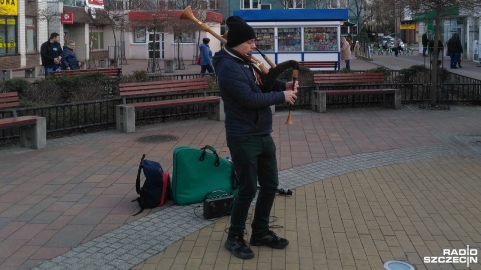 Adam pochodzi z Poznania, a do Szczecina przyjechał w odwiedziny do swojej ukochanej. Fot. Radosław Jaczmiński [Radio Szczecin]