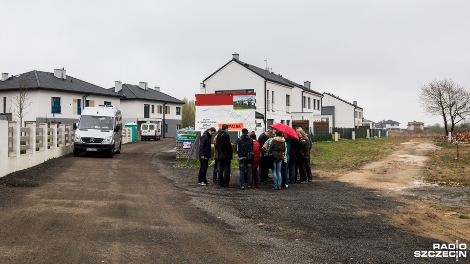 Przebieg nowo planowanej drogi Gwiazdy Polarnej przerywa bieg ulicy Chłodnej i w związku z tym część ulicy Chłodnej trzeba było zmienić. Fot. Weronika Łyczywek [Radio Szczecin]