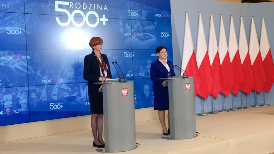 Po posiedzeniu rządu zmiany w programie zapowiedziała minister rodziny, pracy i polityki społecznej Elżbieta Rafalska. Fot. twitter.com/PremierRP