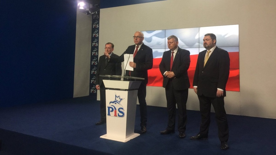 Konferencja prasowa członków komisji PiS ws. Bartłomieja Misiewicza. Źródło fot.: www.twitter.com/pisorgpl