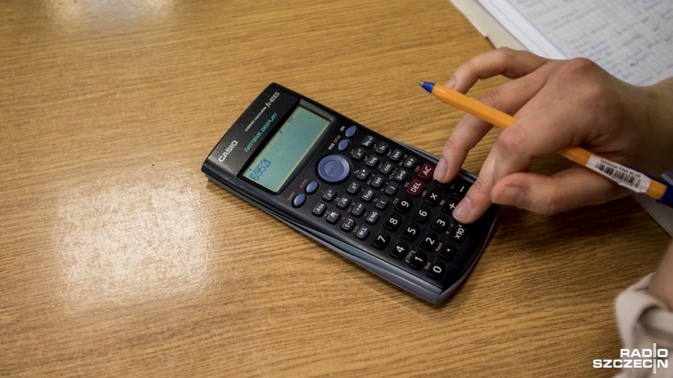 Obchody "Dnia Księgowego" odbędą się w Auli Nowej Wydziału Nauk Ekonomicznych i Zarządzania Uniwersytetu Szczecińskiego przy ul. Mickiewicza. Fot. Weronika Łyczywek [Radio Szczecin]
