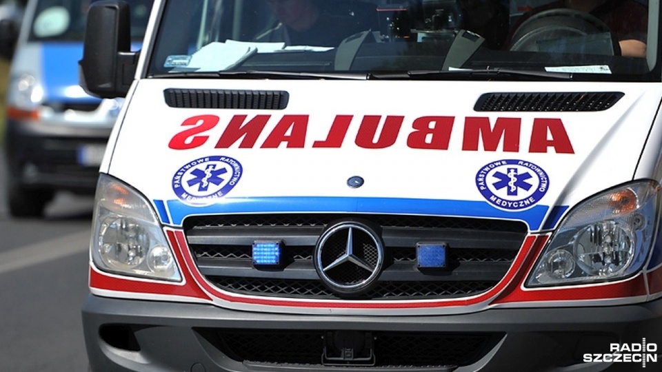 18-letni kierowca audi w ciężkim stanie trafił do szpitala. Fot. Łukasz Szełemej [Radio Szczecin/Archiwum]