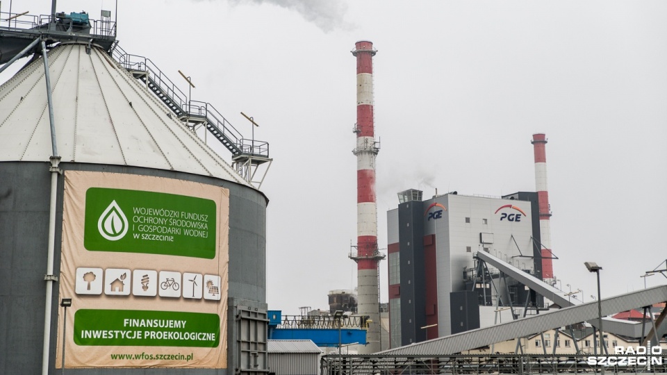 10 zatrzymanych w poniedziałek przez Centralne Biuro Antykorupcyjne osób, w tym 9 pracowników Elektrowni przy ulicy Gdańskiej, miało być zaangażowanych w oszustwa. Fot. Olaf Nowicki [Radio Szczecin]