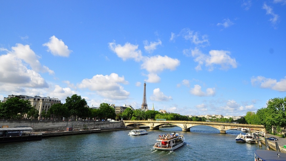 Paryż, Sekwana. Fot. www.pixabay.com/photo-897424 (domena publiczna)