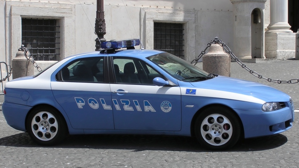 Włoska policja nadal poszukuje sprawców napaści. Źródło fot.: www.it.wikipedia.org/Arpingstone