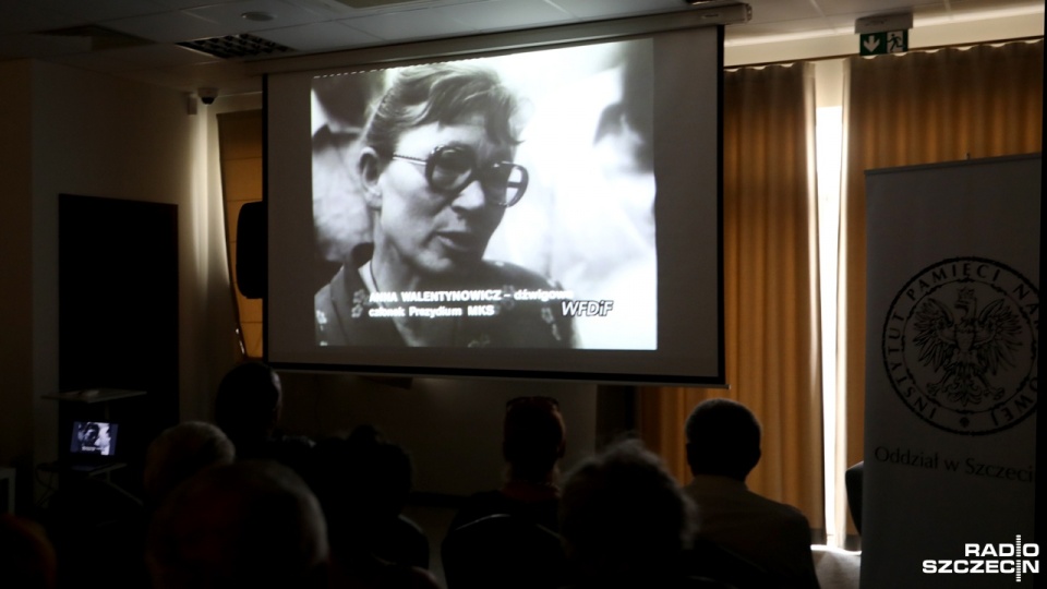 Prezentacja filmu dokumentalnego "Robotnicy '80". Fot. Weronika Łyczywek [Radio Szczecin]