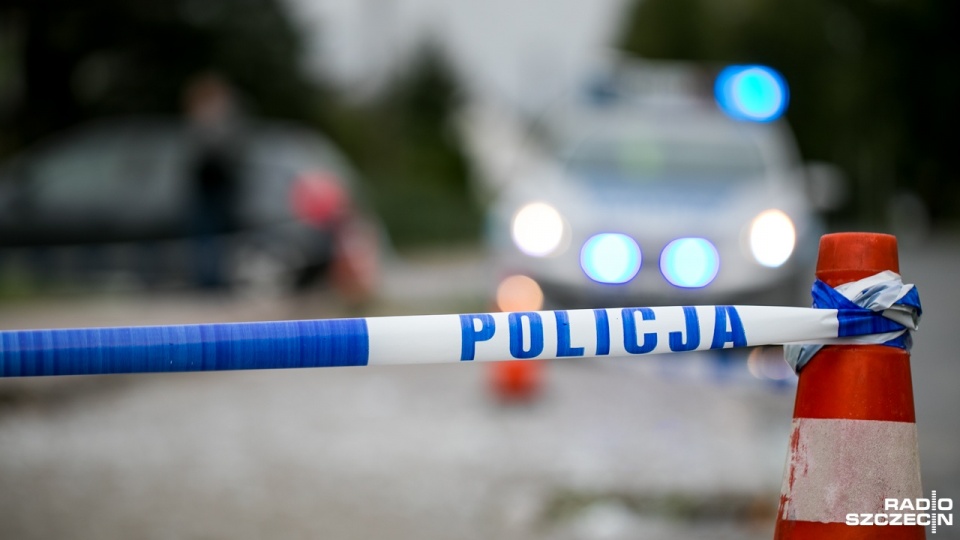 Na miejscu cały czas pracują policjanci. Fot. Weronika Łyczywek [Radio Szczecin]