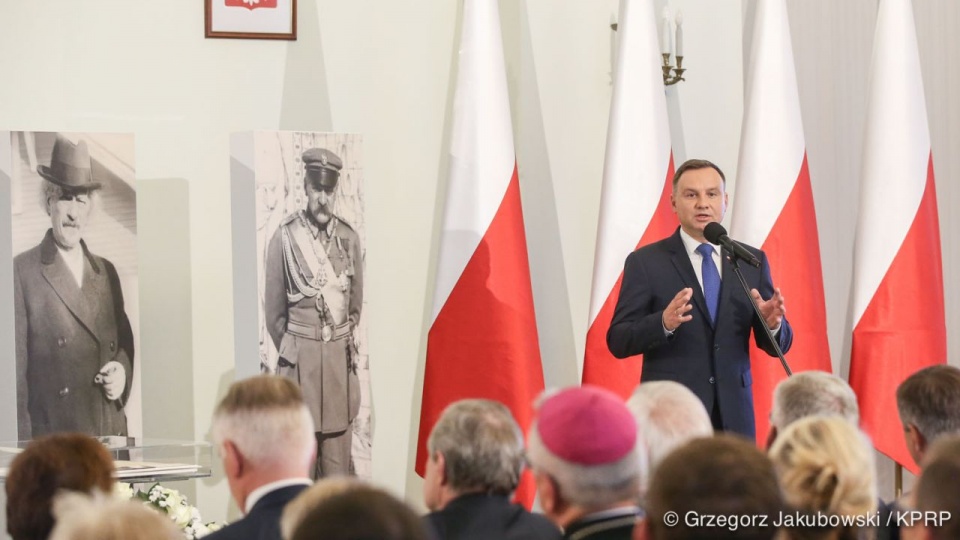 Powołanie Komitetu, w którego skład wchodzą m.in. prezydent, marszałkowie Sejmu i Senatu oraz premier, zakłada ustawa o obchodach 100-lecia niepodległości Polski, które przypada w 2017 roku. Fot. Grzegorz Jakubowski / KPRP