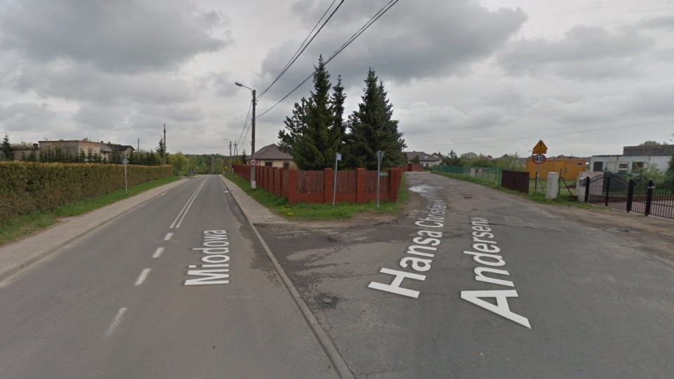 Planuje się przedłużenie ul. Miodowej od skrzyżowania z ul. Andersena. Źródło fot.: www.www.google.pl/maps