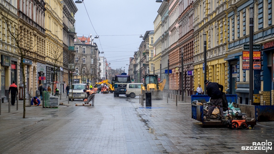 Ulica Jagiellońska między aleją Wojska Polskiego a placem Zamenhofa w Szczecinie będzie otwarta w piątek. Fot. Olaf Nowicki [Radio Szczecin]