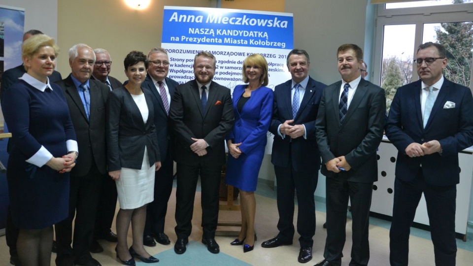 Tym samym dotychczasowy prezydent Kołobrzegu Janusz Gromek, a także Wioletta Dymecka i Jacek Woźniak wymieniani jako potencjalni kandydaci oświadczyli, że oni rezygnują z walki o prezydenturę. Fot. Przemysław Polanin [Radio Szczecin]
