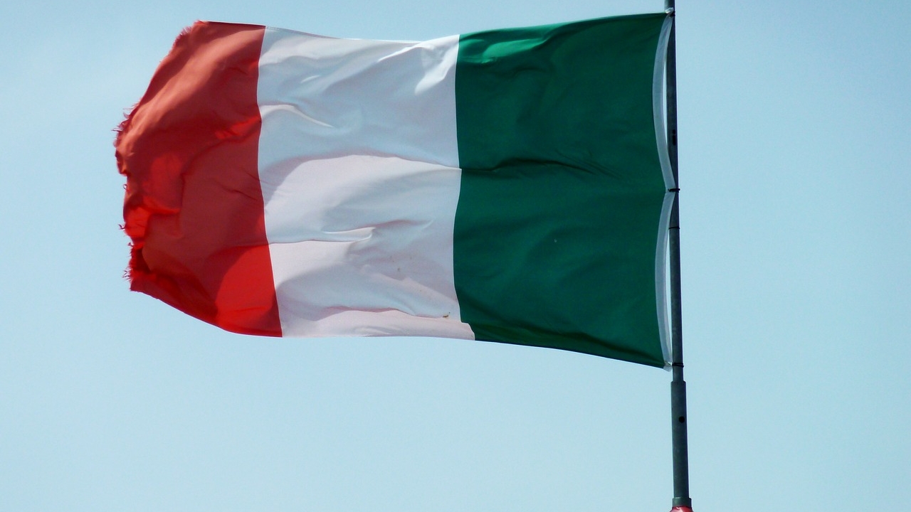 Włoski region Piemontu apeluje do mieszkańców Senegalu, by nie migrowali do Włoch. Region wykupił w tym celu czas antenowy w senegalskich stacjach radiowych i telewizyjnych.