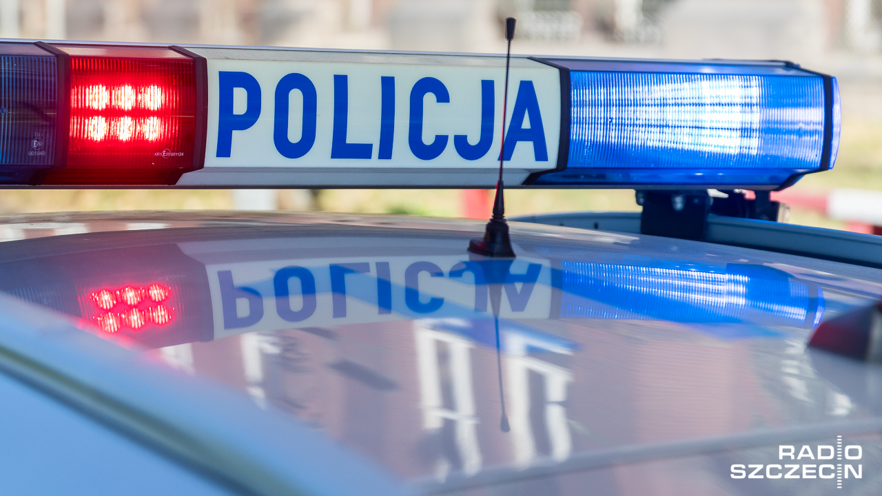 Policyjny pościg w Szczecinie - funkcjonariusze ruszyli za kierowcą, który nie zatrzymał się do kontroli drogowej. Do zdarzenia doszło na ulicy Gdańskiej.