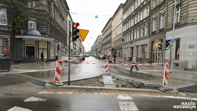 Przebudowa odcinka ulicy Bogusława X w Szczecinie. Fot. Robert Stachnik [Radio Szczecin] Kolejna inwestycja opóźniona. Bogusława X z poślizgiem [ZDJĘCIA]