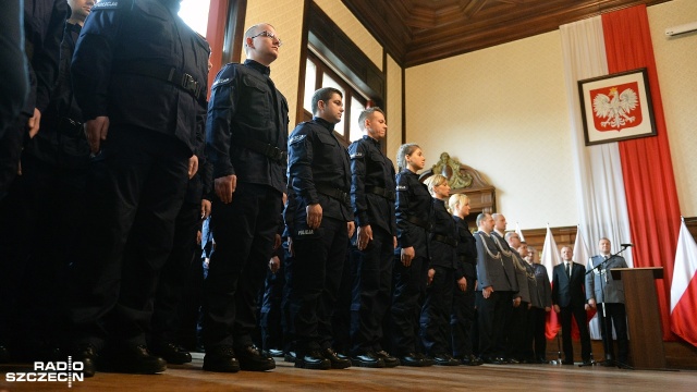 Fot. Łukasz Szełemej [Radio Szczecin] "To było marzenie od dziecka". Ślubowanie policji, teraz czas na szkolenie [WIDEO, ZDJĘCIA]