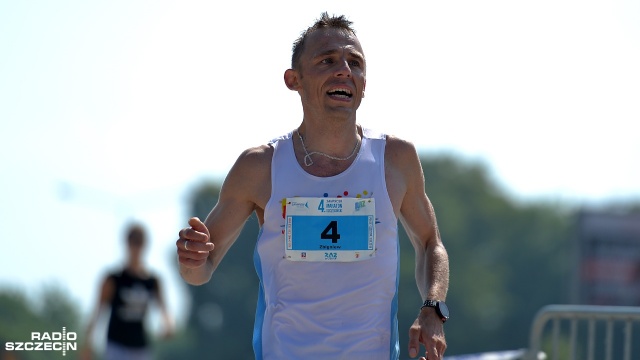 IV Sanprobi Maraton Szczeciński. Fot. Łukasz Szełemej [Radio Szczecin] Zwycięzca Maratonu Szczecińskiego: "myślałem, że będzie gorzej" [ZDJĘCIA]