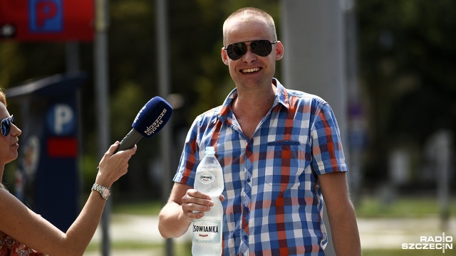 Fot. Kamila Kozioł [Radio Szczecin] Kilkaset wentylatorów sprzedanych w kilka minut. "Łapali jak za komuny" [ZDJĘCIA]