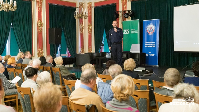 Debata "Bezpieczny Senior - Aktywnie i Bezpiecznie". Fot. Robert Stachnik [Radio Szczecin] Wciąż wielu seniorów pada ofiarami oszustów [ZDJĘCIA]