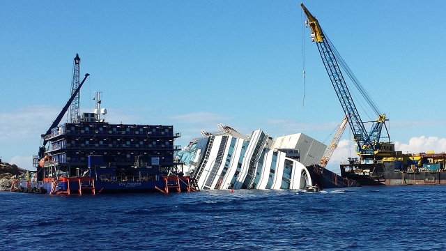 W tej katastrofie zginęły 32 osoby a ponad 60 zostało rannych - mija sześć lat od zatonięcia włoskiego promu pasażerskiego Costa Concordia.