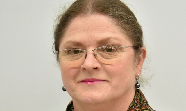 Niemcy reprezentują przede wszystkim interesy islamskie, a nie niemieckie, ale to ich sprawa - powiedziała w Rozmowach pod krawatem posłanka Prawa i Sprawiedliwości Krystyna Pawłowicz, która żali się, że Facebook cenzuruje jej wpisy.