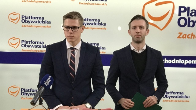 Większych środków na tzw. małe dotacje domagają się szczecińscy Młodzi Demokraci.