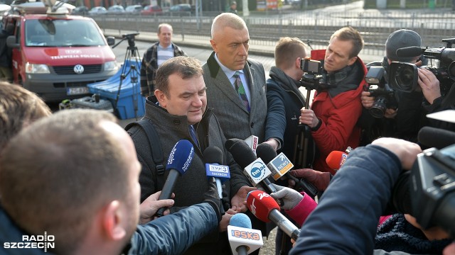 Gawłowski przed prokuraturą: Poproszę, żeby założyli mi kajdanki [WIDEO, ZDJĘCIA]