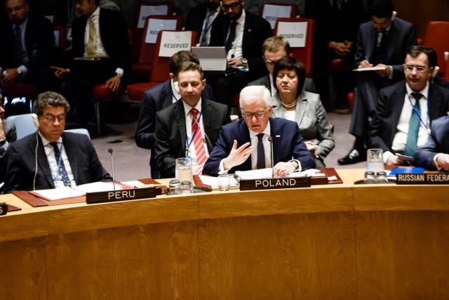 Świadkowie Holokaustu nie będą ścigani za zeznania obciążające Polaków - zapewnia szef MSZ. Jacek Czaputowicz, który przebywał z wizytą w Nowym Jorku mówił, że wysłuchał zastrzeżeń Izraela w sprawie ustawy o IPN.