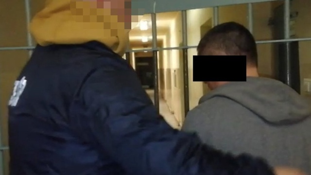 Policjanci Centralnego Biura Śledczego Policji zatrzymali 44-letniego Ukraińca podejrzanego o cyberprzestępczość. Mężczyzna został schwytany dzięki współpracy z FBI.