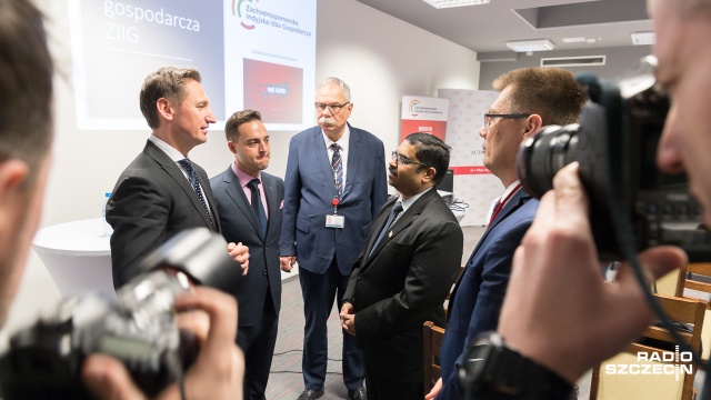Marszałek Olgierd Geblewicz wrócił z Indii. Wraz z delegacją Pomorza Zachodniego uczestniczył w Światowym Szczycie Biznesowy w New Delhi.