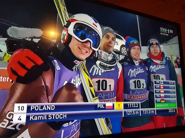 Polscy skoczkowie zajęli drugie miejsce w konkursie drużynowym Pucharu Świata w Lahti.