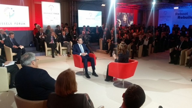Premier Mateusz Morawiecki powiedział, że w Unii Europejskiej nie wszystkie kraje są traktowane jednakowo. Według niego Wschód i Zachód powinien szukać tego, co jednoczy.