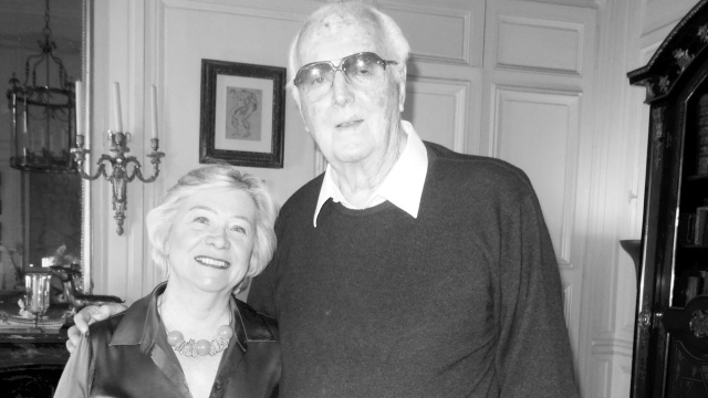 W wieku 91 lat zmarł światowej sławy francuski projektant mody i kostiumograf filmowy Hubert de Givenchy. Współpracował głównie z arystokratami i wielkimi gwiazdami kina.
