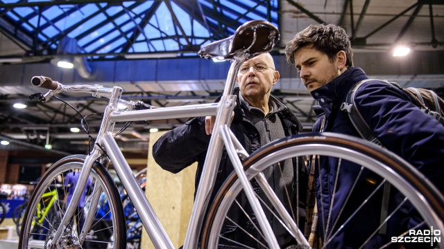 W ten weekend w Berlinie odbywają się jedne z największych targów i pokazów rowerowych na świecie i największe w Niemczech - Berliner Fahrradschau. Sprawdziliśmy co mają do zaoferowania producenci dla koneserów jednośladów.