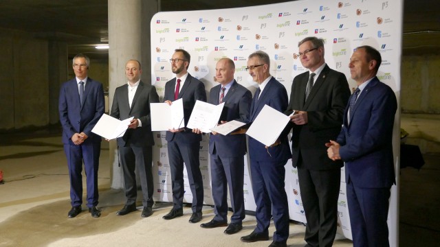 Już niedługo studenci Zachodniopomorskiego Uniwersytetu Technologicznego będą mogli uczestniczyć przy tworzeniu oprogramowania do samochodów marek Audi, BMW czy Volkswagen.
