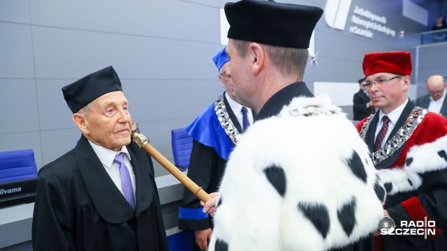 Doktor honoris causa dla profesora ZUT [ZDJĘCIA]