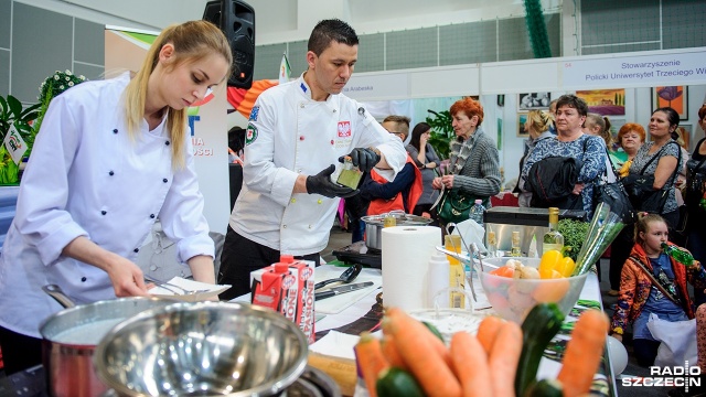 Wędliny, słodycze oraz dania lokalnej kuchni, ale także koncerty i pokazy taneczne - to wszystko czeka na uczestników XI Polickich Targów Gospodarczych.