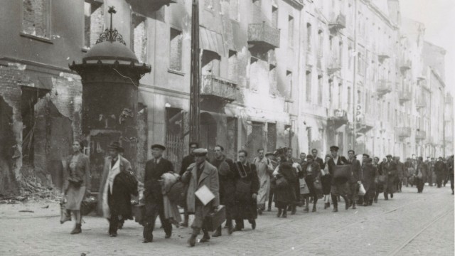 To było 75 lat temu. W getcie warszawskim wybuchło powstanie