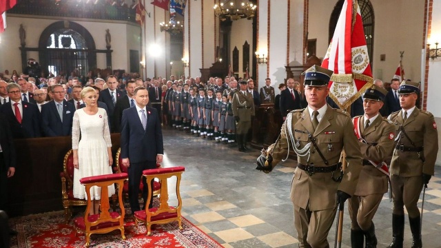 Msza święta w intencji Ojczyzny w warszawskiej archikatedrze rozpoczęła obchody święta Konstytucji 3 Maja.