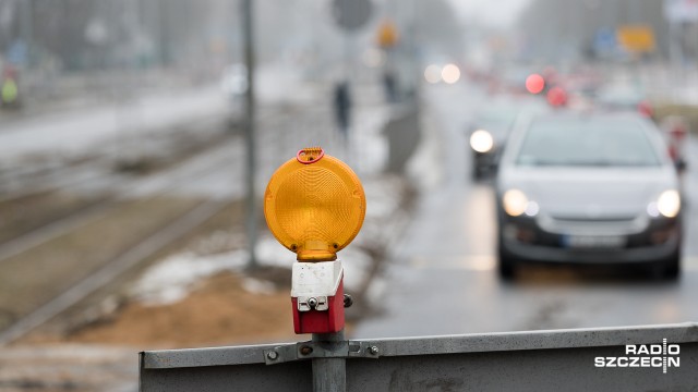 Jeszcze przed wakacjami - już w maju - ruszy przebudowa drogi wojewódzkiej nr 111. To trasa alternatywna łącząca podwoliński Recław, przez Stepnicę, z S3 i S6. Powroty znad morza mogą być kłopotliwe. Przebudowa obejmie dwa odcinki trasy alternatywnej.