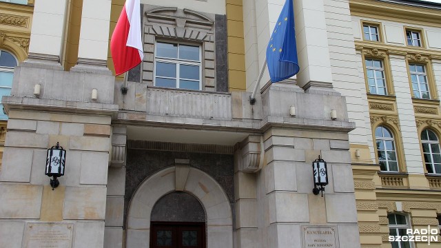 Rzecznik rządu Joanna Kopcińska powiedziała, że tylko we wspólnym dialogu można znaleźć najlepsze rozwiązania, które usatysfakcjonują środowisko osób niepełnosprawnych.