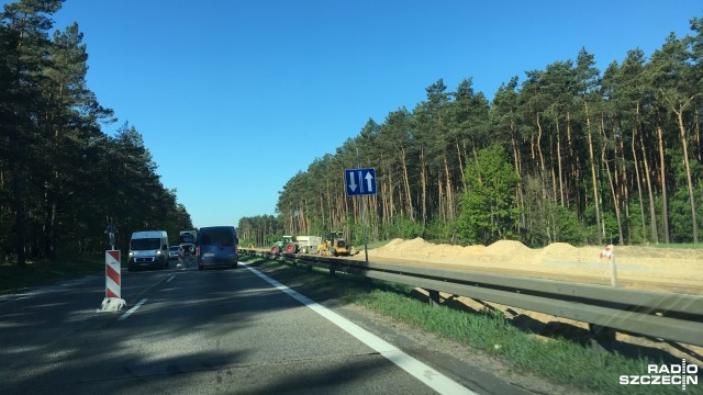 Będą opóźnienia na budowie S3 na odcinku od szczecińskiego Dąbia do węzła Rzęśnica. Energopol miał oddać do użytku cztery pasy na tym odcinku do 15 czerwca.