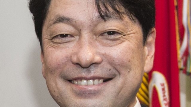 Szef japońskiego MON Itsunori Onodera oświadczył, że nie można nagradzać Korei Północnej tylko za udział w szczycie w Singapurze. 12 czerwca w Sinapurze ma jednak dojść do szczytu Donald Trump - Kim Dzong Un. Japonia chce jednak, aby wcześniej północnokoreańskie władze przedstawiły plan zamknięcia programów rakietowego i jądrowego.
